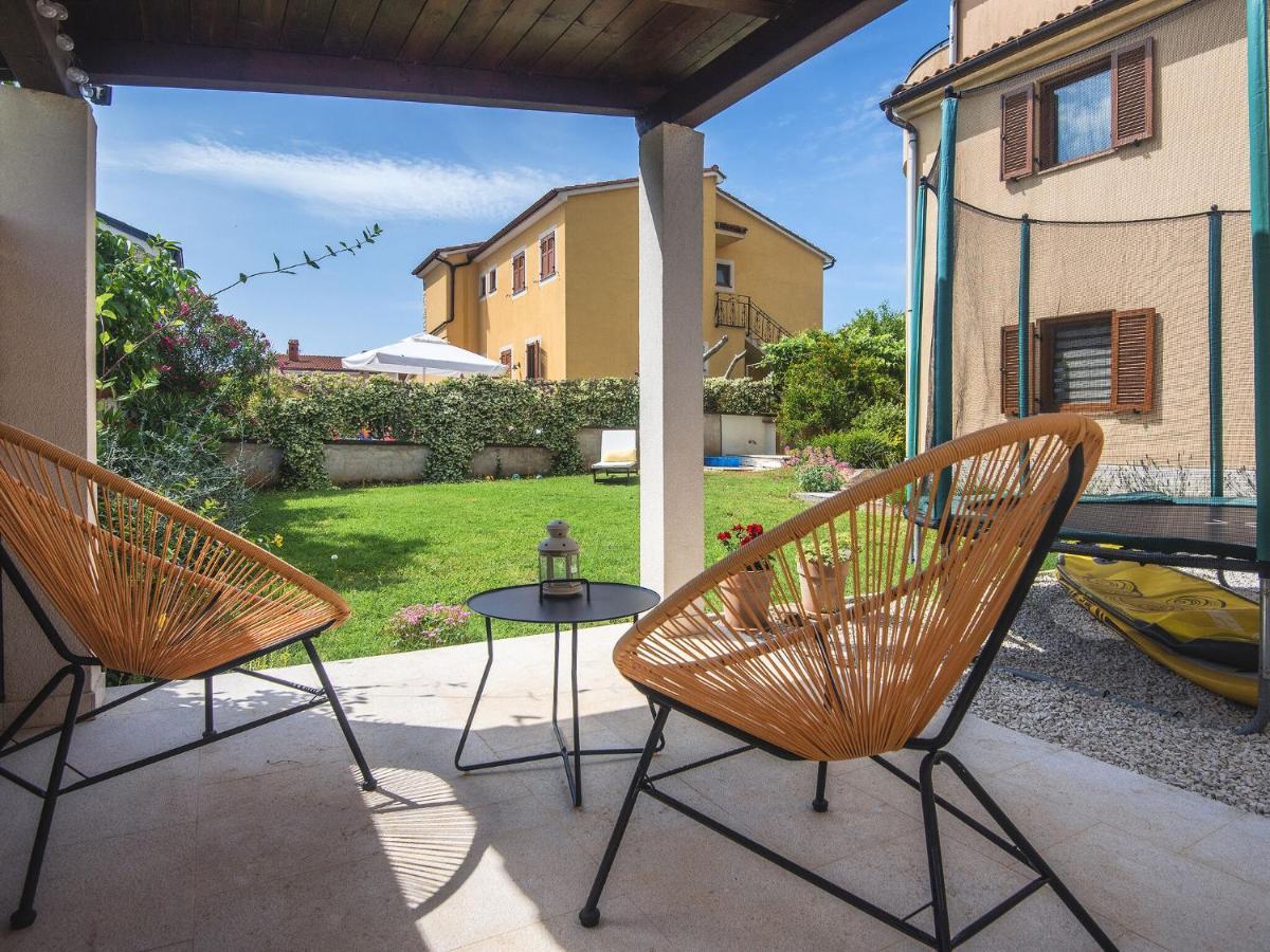 Spacious With Private Terrace And Garden * Pula